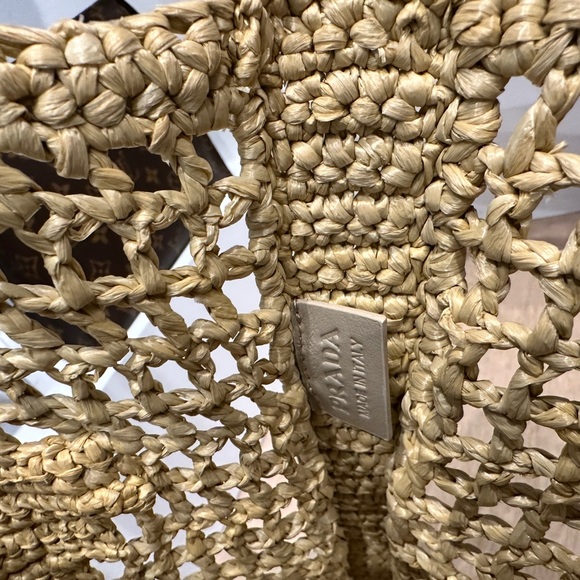 * SOLD* Authentic PRADA Crochet tote bag - Picture 6 of 11